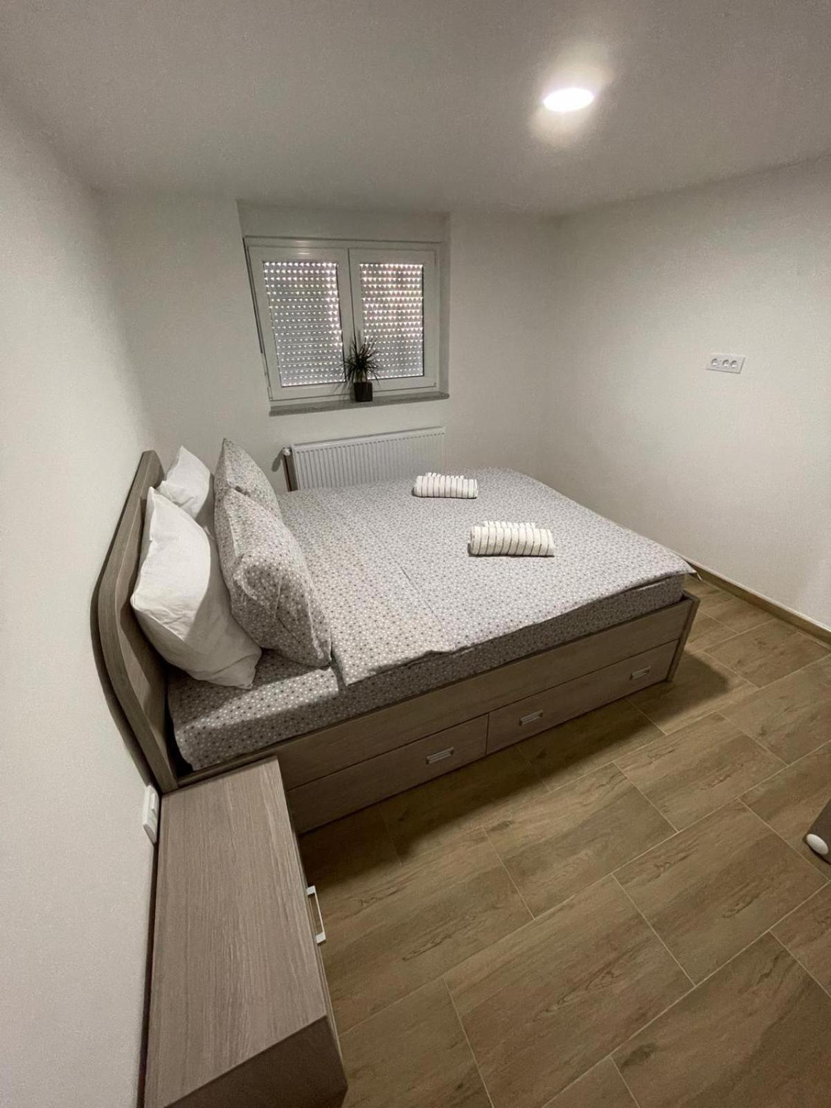 Apartman Ambijent Аранделовац Экстерьер фото
